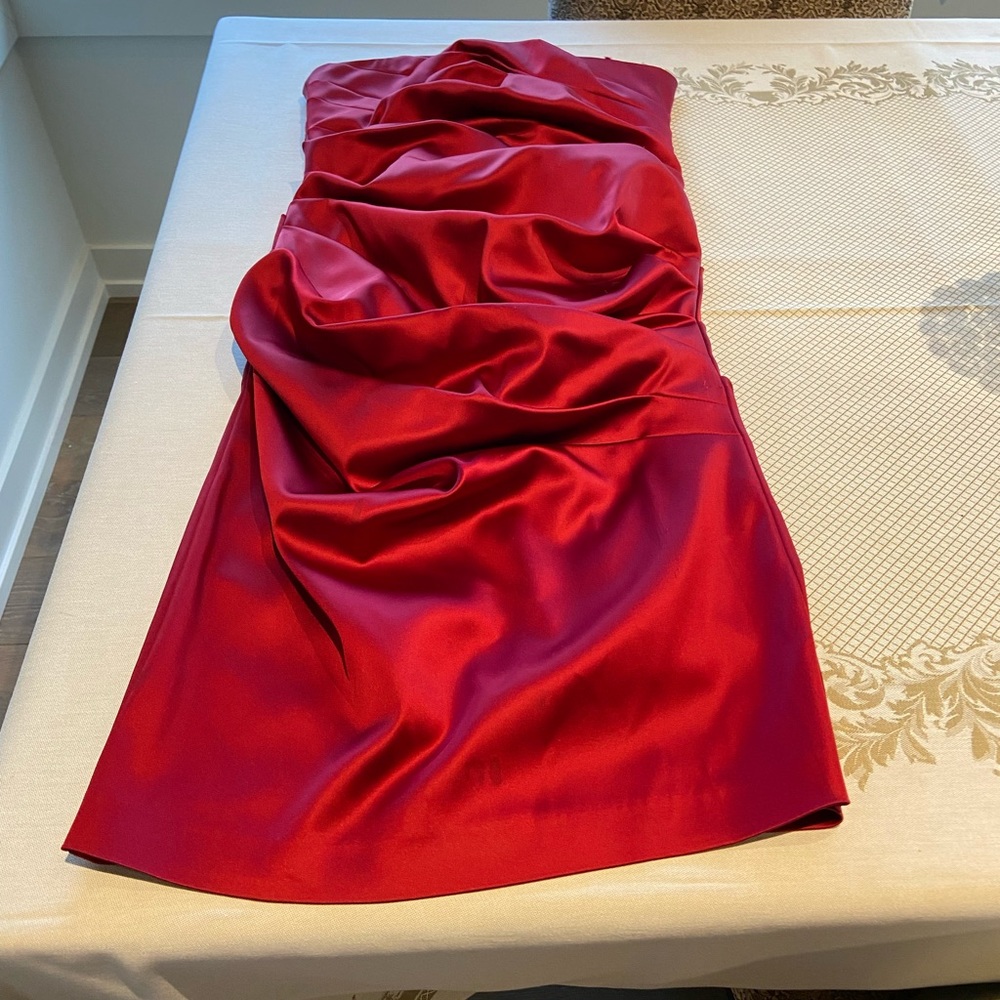 Le chateau Strapless Dress/ Prom dress